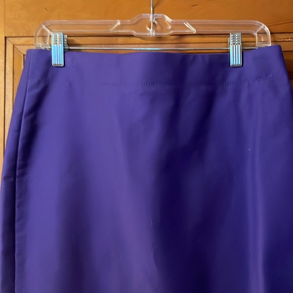 JCrew royal purple, classic no. 2 pencil skirt; back zip, Sz 6; style 59369 - Picture 2 of 9